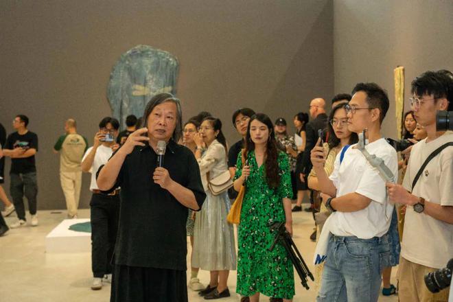 纪念｜被忽视的海蒂·布赫：超越束缚的“皮囊之上(图3)