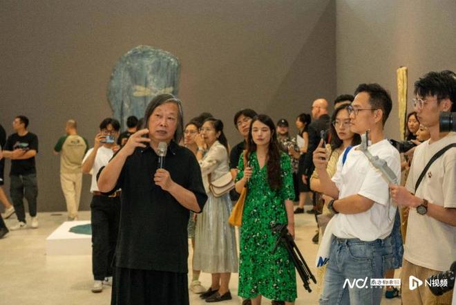 她给空间“剥了一层皮”为了寻找灵魂的自由(图6)