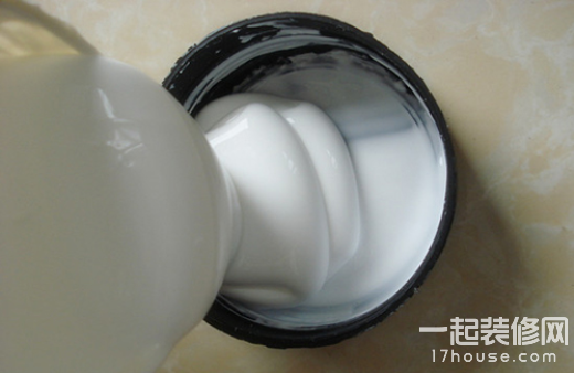 白乳胶家装必备 白乳胶的特点(图1)