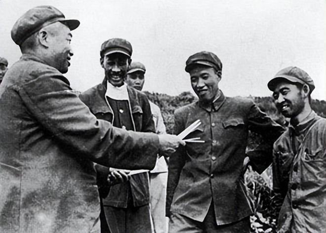 66年彭德怀在视察煤矿区前四川省委密令：每天要报告他的活动(图4)
