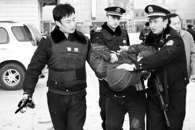 银行内鬼想完美犯罪1996年河源市“12·3”抢劫杀人案侦破始末(图5)
